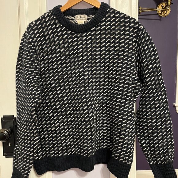 L.L. Bean Men's Norwegian Knit Sweater - Navy Blue Birds-Eye - Medium Reg - Picture 1 of 6